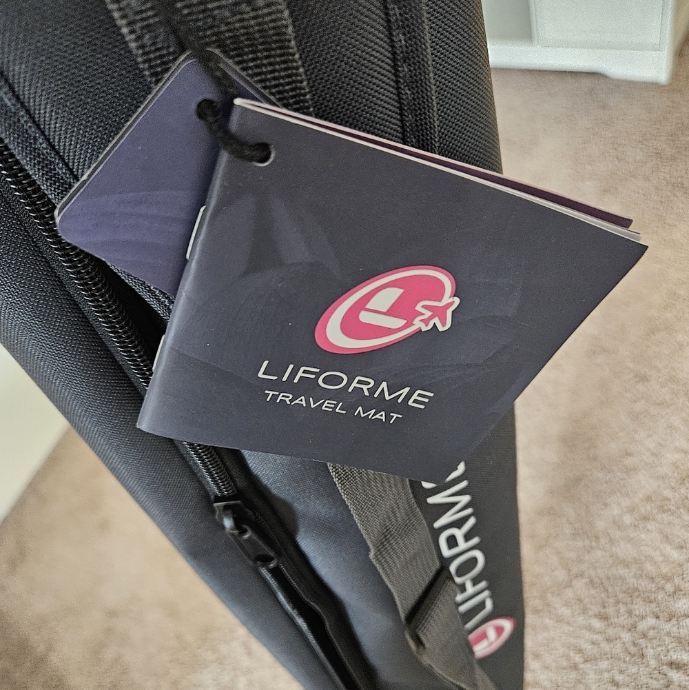 Liforme Travel Mat BAG in Black